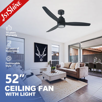Harga yang bagus Remote Control 220V 50HZ 6 Speed LED Ceiling Fan Dengan 3 Pisau Kayu on line