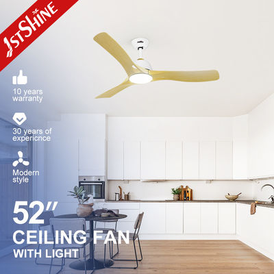 Harga yang bagus 52 Inch Energy Saving Plastic LED Ceiling FanWith Quiet DC Motor on line