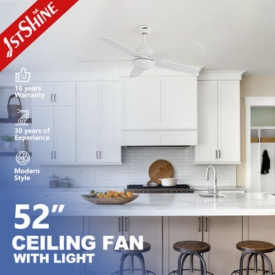 Harga yang bagus Wifi Control Ceiling Fan Dengan Lampu dan 5 Blade MDF yang Terbuat dari Besi Tembaga untuk Smart Home on line